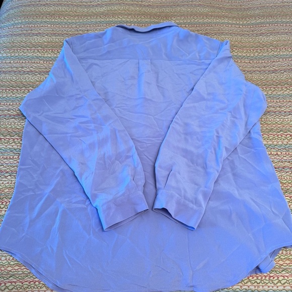 Travel Smith Women's 100% Silk Blouse Sky Blue Size Large - Picture 5 of 6